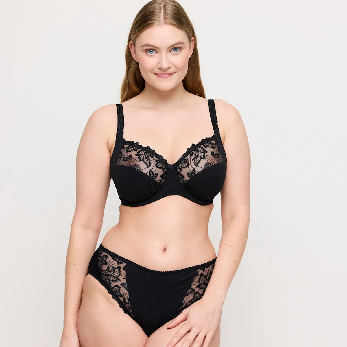 PrimaDonna Deauville BH in Schwarz in Trageansicht