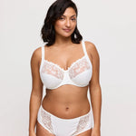 PrimaDonna Deauville BH in sanftem Weiß in Trageansicht