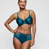 PrimaDonna Deauville Minimizer-BH in Blaugrün am Model