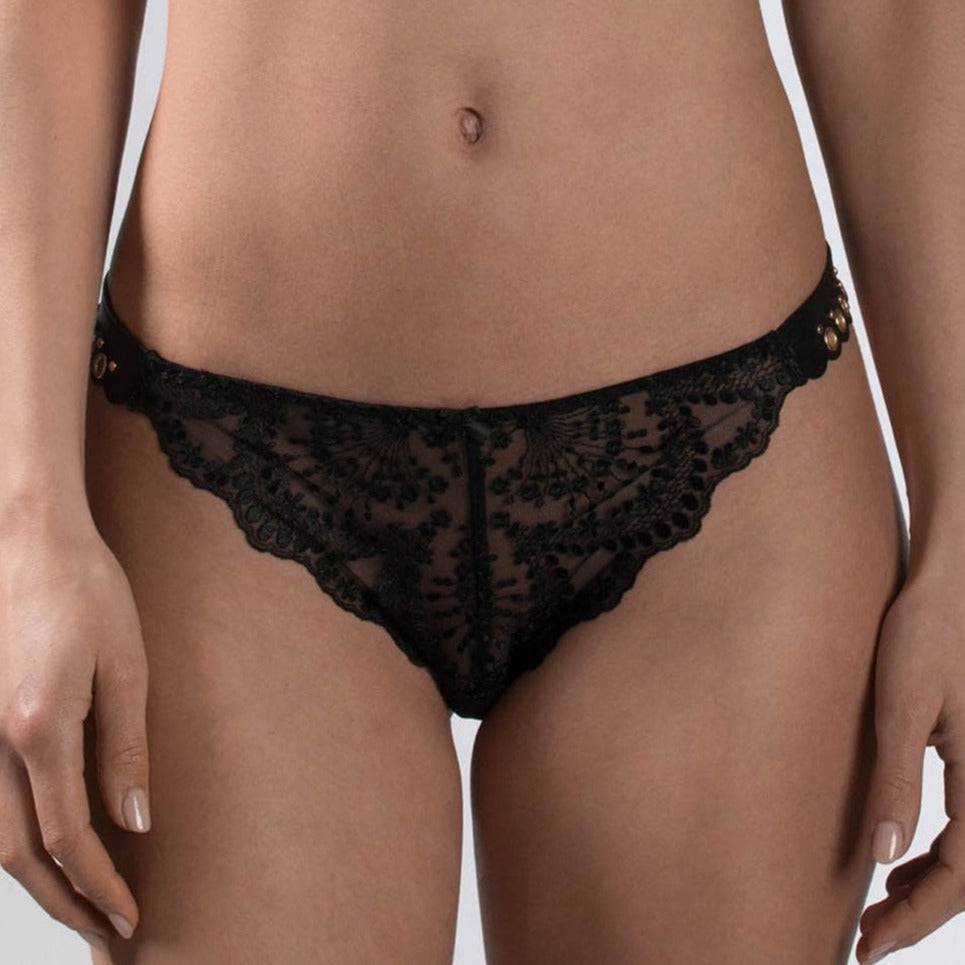 FEMME SENSUELLE TANGA