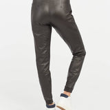LETHER LIKE JOGGER